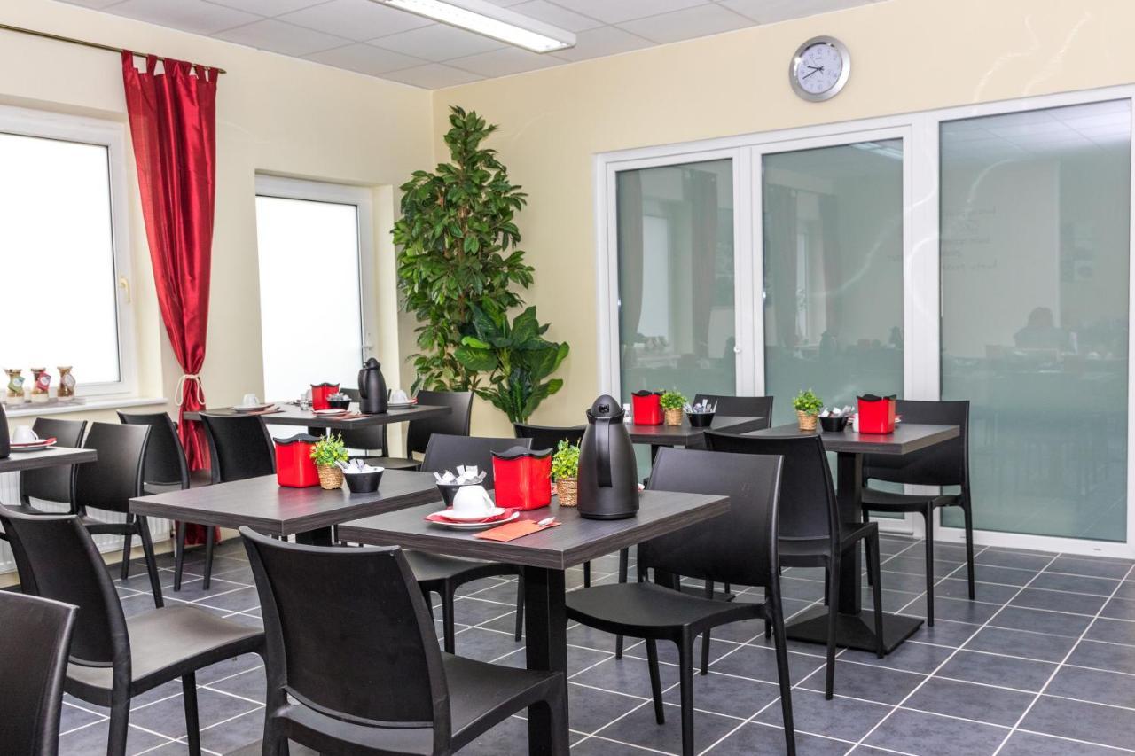 Messe Motel Laatzen מראה חיצוני תמונה