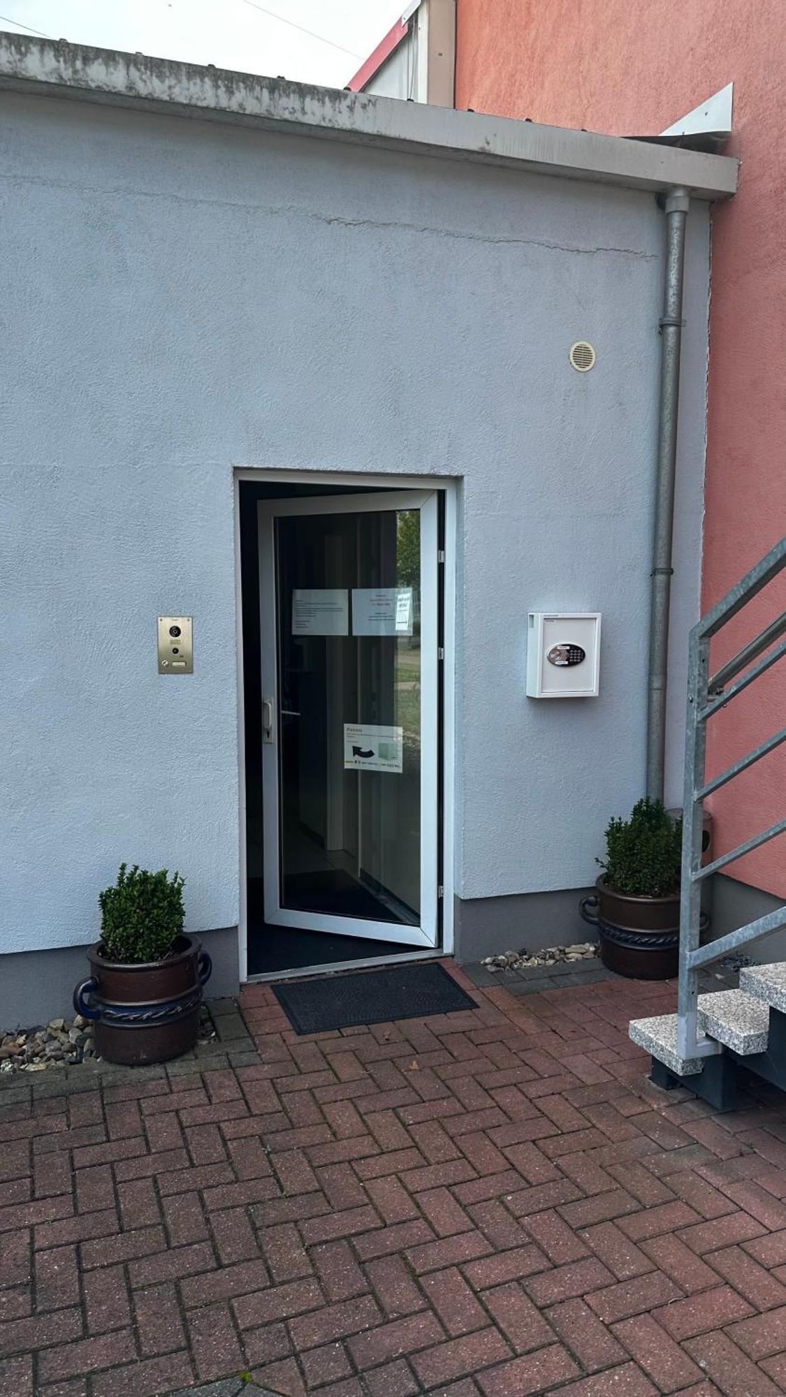 Messe Motel Laatzen מראה חיצוני תמונה