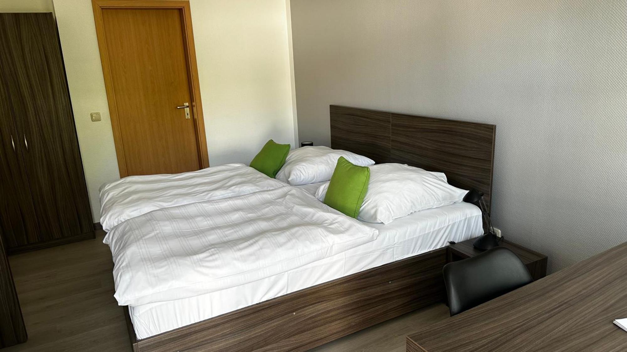 Messe Motel Laatzen מראה חיצוני תמונה